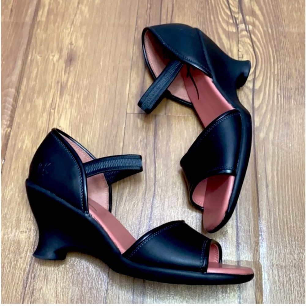 Beautiful sandals.